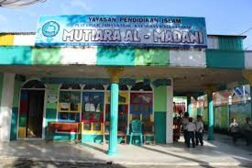 Mutiara Al Madani Islamic Junior High School, Private School | We provide Indonesia infrastructure map on various property sectors and data. Access property listings, infrastructure developments, news, and valuable transaction data for informed decisions.