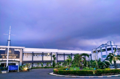Pal Navy Hospital, Hospital | We provide Indonesia infrastructure map on various property sectors and data. Access property listings, infrastructure developments, news, and valuable transaction data for informed decisions.