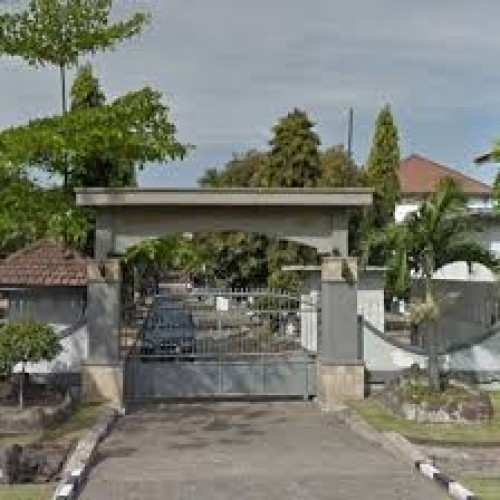 Dr. Oepomo Hospital, Hospital | We provide Indonesia infrastructure map on various property sectors and data. Access property listings, infrastructure developments, news, and valuable transaction data for informed decisions.