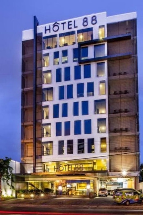 Completed hotel, Waringin Hospitality | We provide Indonesia infrastructure map on various property sectors and data. Access property listings, infrastructure developments, news, and valuable transaction data for informed decisions.