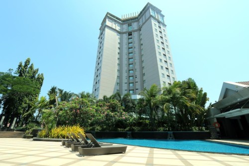Completed hotel, Java Paragon Hotel Group | We provide Indonesia infrastructure map on various property sectors and data. Access property listings, infrastructure developments, news, and valuable transaction data for informed decisions.