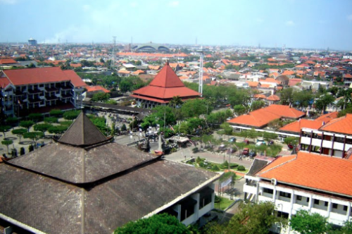 17 Agustus 1945 University Surabaya, University | We provide Indonesia infrastructure map on various property sectors and data. Access property listings, infrastructure developments, news, and valuable transaction data for informed decisions.