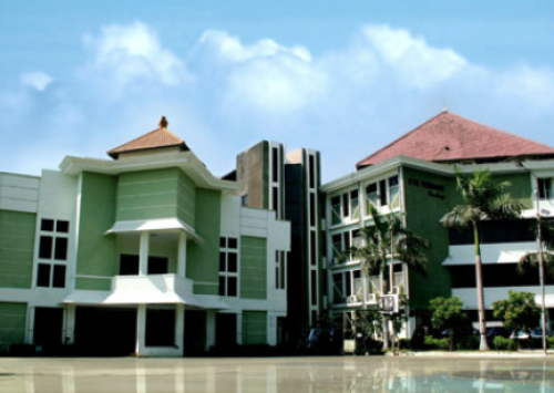 STIE Perbanas Surabaya, University | We provide Indonesia infrastructure map on various property sectors and data. Access property listings, infrastructure developments, news, and valuable transaction data for informed decisions.
