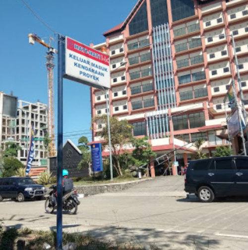 State University of Surabaya, University | We provide Indonesia infrastructure map on various property sectors and data. Access property listings, infrastructure developments, news, and valuable transaction data for informed decisions.