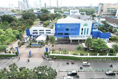 Ibu Fatmawati Soekarno Regional Hospiital Surakarta, Hospital | We provide Indonesia infrastructure map on various property sectors and data. Access property listings, infrastructure developments, news, and valuable transaction data for informed decisions.