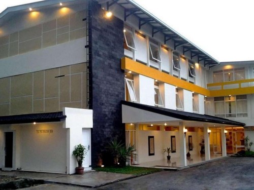 Completed hotel, Hotel Selabintana Conference Resort | We provide Indonesia infrastructure map on various property sectors and data. Access property listings, infrastructure developments, news, and valuable transaction data for informed decisions.