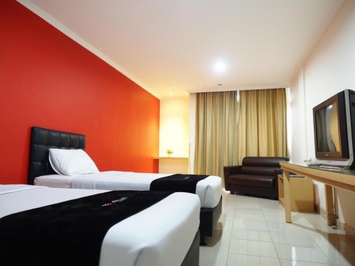 Completed hotel, Hotel Selabintana Conference Resort | We provide Indonesia infrastructure map on various property sectors and data. Access property listings, infrastructure developments, news, and valuable transaction data for informed decisions.