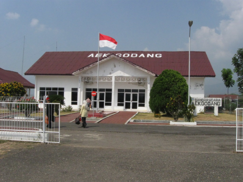 Aek Godang Airport, Airport, Government | We provide Indonesia infrastructure map on various property sectors and data. Access property listings, infrastructure developments, news, and valuable transaction data for informed decisions.