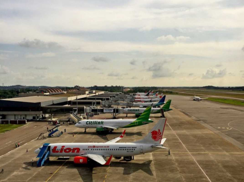 Hang Nadim International Airport, Airport, Government | We provide Indonesia infrastructure map on various property sectors and data. Access property listings, infrastructure developments, news, and valuable transaction data for informed decisions.