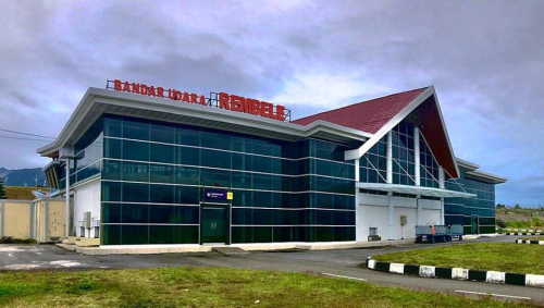 Rembele Airport, Airport, Government | We provide Indonesia infrastructure map on various property sectors and data. Access property listings, infrastructure developments, news, and valuable transaction data for informed decisions.