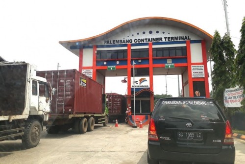 Port of Boom Baru, Seaport, Pelabuhan Indonesia II | We provide Indonesia infrastructure map on various property sectors and data. Access property listings, infrastructure developments, news, and valuable transaction data for informed decisions.