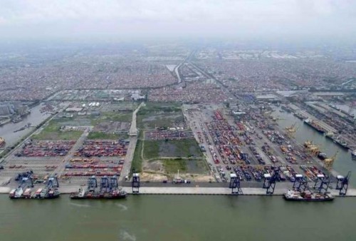 Port of Dumai, Seaport, Pelabuhan Indonesia I | We provide Indonesia infrastructure map on various property sectors and data. Access property listings, infrastructure developments, news, and valuable transaction data for informed decisions.