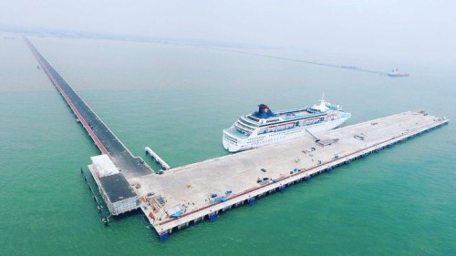 Port of Kuala Tanjung, Seaport, Pelabuhan Indonesia I | We provide Indonesia infrastructure map on various property sectors and data. Access property listings, infrastructure developments, news, and valuable transaction data for informed decisions.