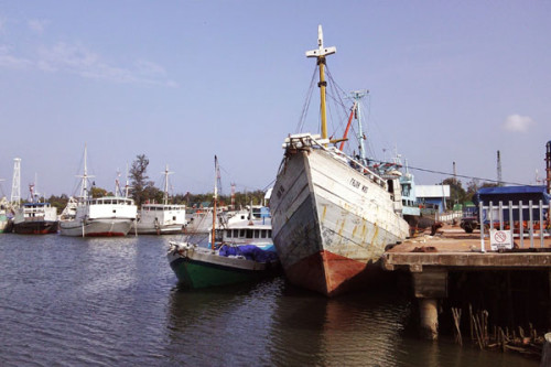 Port of Tanjung Pandan, Seaport, Pelabuhan Indonesia II | We provide Indonesia infrastructure map on various property sectors and data. Access property listings, infrastructure developments, news, and valuable transaction data for informed decisions.