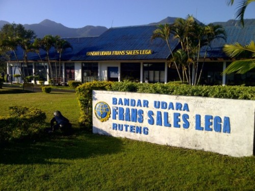 Frans Sales Lega Airport, Airport, Government | We provide Indonesia infrastructure map on various property sectors and data. Access property listings, infrastructure developments, news, and valuable transaction data for informed decisions.