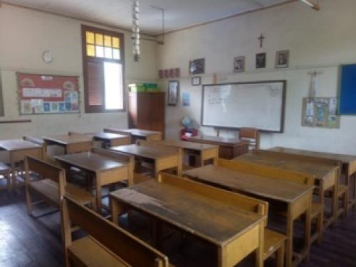 Santa Lucia Elementary School, Private School | We provide Indonesia infrastructure map on various property sectors and data. Access property listings, infrastructure developments, news, and valuable transaction data for informed decisions.