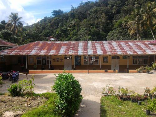 SDI Senior Highschool Silungkang, Private School | We provide Indonesia infrastructure map on various property sectors and data. Access property listings, infrastructure developments, news, and valuable transaction data for informed decisions.