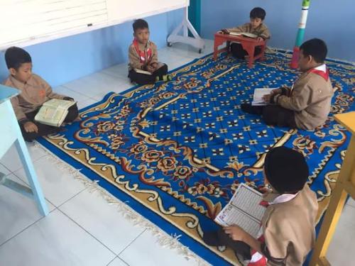 Tahfidz Jannatul Huffadz Kindergarten, Private School | We provide Indonesia infrastructure map on various property sectors and data. Access property listings, infrastructure developments, news, and valuable transaction data for informed decisions.