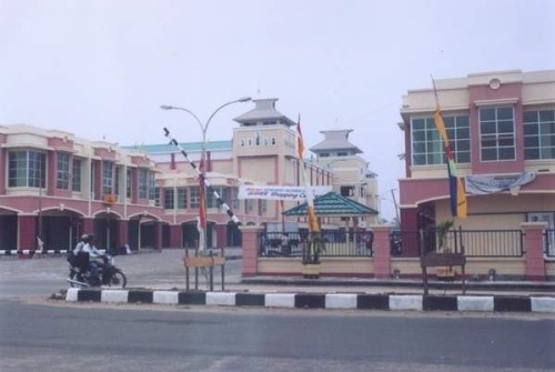 Gusher Plaza, Strata Retail, Gusher Tarakan | We provide Indonesia infrastructure map on various property sectors and data. Access property listings, infrastructure developments, news, and valuable transaction data for informed decisions.