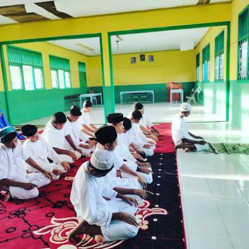 Muhammadiyah 1 Tidore Kepulauan Junior High School, Private School | We provide Indonesia infrastructure map on various property sectors and data. Access property listings, infrastructure developments, news, and valuable transaction data for informed decisions.