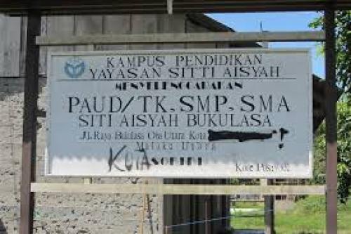 Siti Aisyah Bukulasa Junior High School, Private School | We provide Indonesia infrastructure map on various property sectors and data. Access property listings, infrastructure developments, news, and valuable transaction data for informed decisions.