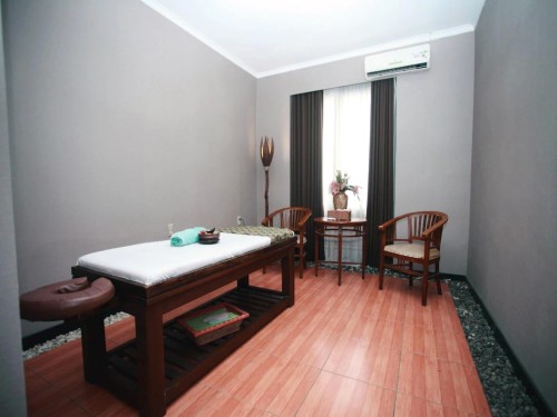 Completed hotel, Karlita Hotel Group | We provide Indonesia infrastructure map on various property sectors and data. Access property listings, infrastructure developments, news, and valuable transaction data for informed decisions.