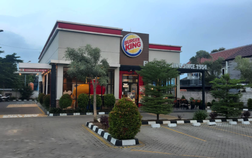 Burger King Ciledug, Stand Alone Retail | We provide Indonesia infrastructure map on various property sectors and data. Access property listings, infrastructure developments, news, and valuable transaction data for informed decisions.