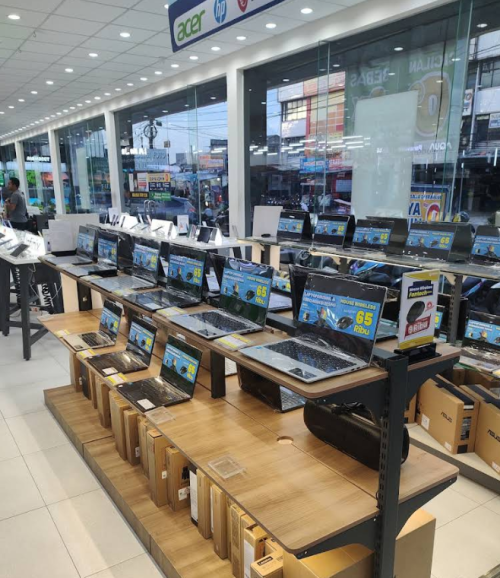 Erablue Electronics HOS Cokroaminoto, Stand Alone Retail | We provide Indonesia infrastructure map on various property sectors and data. Access property listings, infrastructure developments, news, and valuable transaction data for informed decisions.