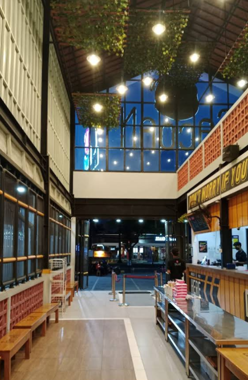 Mie Gacoan Husein Sastranegara, Stand Alone Retail | We provide Indonesia infrastructure map on various property sectors and data. Access property listings, infrastructure developments, news, and valuable transaction data for informed decisions.