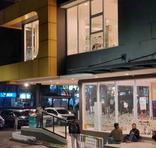 HokBen Graha Raya Bintaro, Stand Alone Retail | We provide Indonesia infrastructure map on various property sectors and data. Access property listings, infrastructure developments, news, and valuable transaction data for informed decisions.