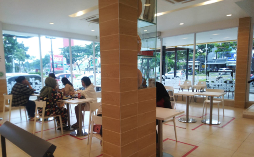 HokBen Graha Raya Bintaro, Stand Alone Retail | We provide Indonesia infrastructure map on various property sectors and data. Access property listings, infrastructure developments, news, and valuable transaction data for informed decisions.