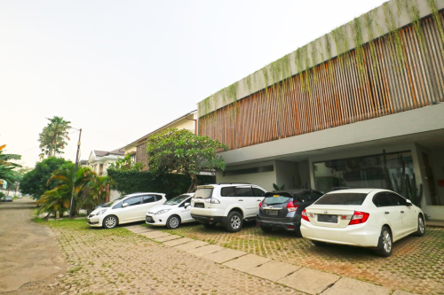 Completed hotel | We provide Indonesia infrastructure map on various property sectors and data. Access property listings, infrastructure developments, news, and valuable transaction data for informed decisions.