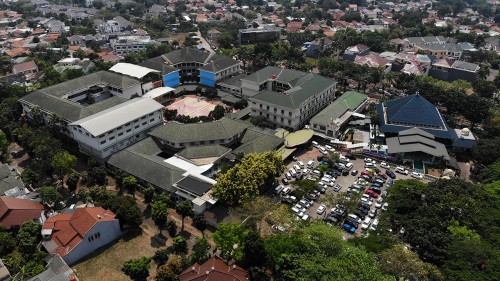 Al Azhar BSD Islamic School, International School | We provide Indonesia infrastructure map on various property sectors and data. Access property listings, infrastructure developments, news, and valuable transaction data for informed decisions.