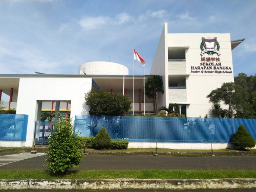 Harapan Bangsa School Modernland 2, International School | We provide Indonesia infrastructure map on various property sectors and data. Access property listings, infrastructure developments, news, and valuable transaction data for informed decisions.