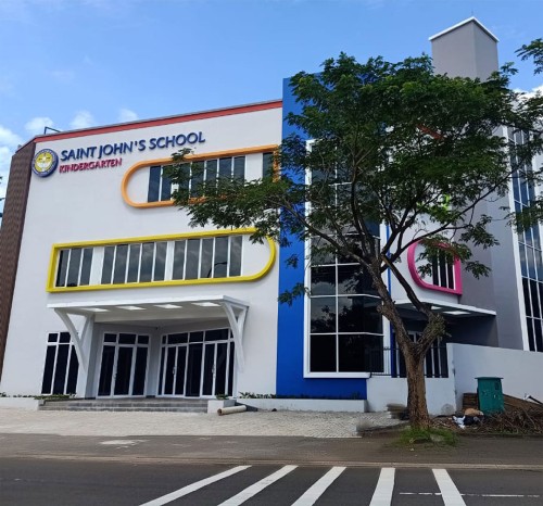 Saint John's Catholic School The Icon, International School | We provide Indonesia infrastructure map on various property sectors and data. Access property listings, infrastructure developments, news, and valuable transaction data for informed decisions.
