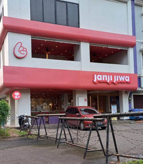 Janji Jiwa Golden Madrid BSD, Stand Alone Retail | We provide Indonesia infrastructure map on various property sectors and data. Access property listings, infrastructure developments, news, and valuable transaction data for informed decisions.