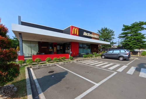 McDonald's Cipondoh, Stand Alone Retail | We provide Indonesia infrastructure map on various property sectors and data. Access property listings, infrastructure developments, news, and valuable transaction data for informed decisions.