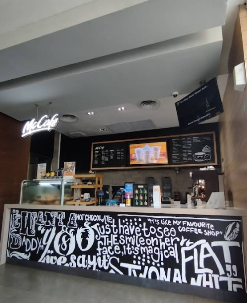 McDonald's Emerald, Stand Alone Retail | We provide Indonesia infrastructure map on various property sectors and data. Access property listings, infrastructure developments, news, and valuable transaction data for informed decisions.