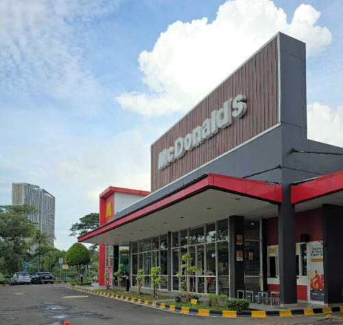 McDonald's Gading Serpong, Stand Alone Retail | We provide Indonesia infrastructure map on various property sectors and data. Access property listings, infrastructure developments, news, and valuable transaction data for informed decisions.