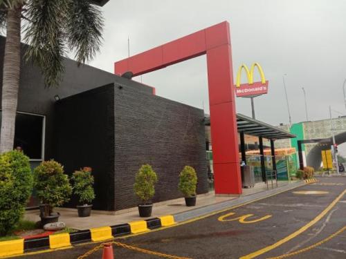 McDonald's Pondok Cabe, Stand Alone Retail | We provide Indonesia infrastructure map on various property sectors and data. Access property listings, infrastructure developments, news, and valuable transaction data for informed decisions.
