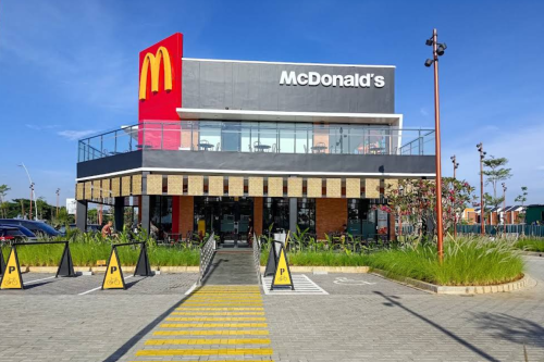 McDonald's PIK 2, Stand Alone Retail | We provide Indonesia infrastructure map on various property sectors and data. Access property listings, infrastructure developments, news, and valuable transaction data for informed decisions.