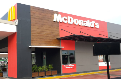 McDonald's Summarecon Digital Center, Stand Alone Retail | We provide Indonesia infrastructure map on various property sectors and data. Access property listings, infrastructure developments, news, and valuable transaction data for informed decisions.