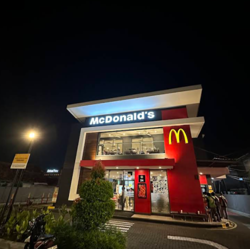 McDonald's Strada Tangerang, Stand Alone Retail | We provide Indonesia infrastructure map on various property sectors and data. Access property listings, infrastructure developments, news, and valuable transaction data for informed decisions.