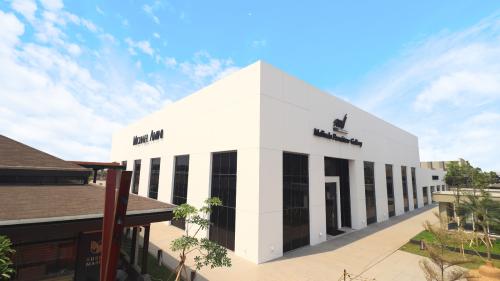 Malinda Furniture Gallery IDD PIK 2, Stand Alone Retail | We provide Indonesia infrastructure map on various property sectors and data. Access property listings, infrastructure developments, news, and valuable transaction data for informed decisions.