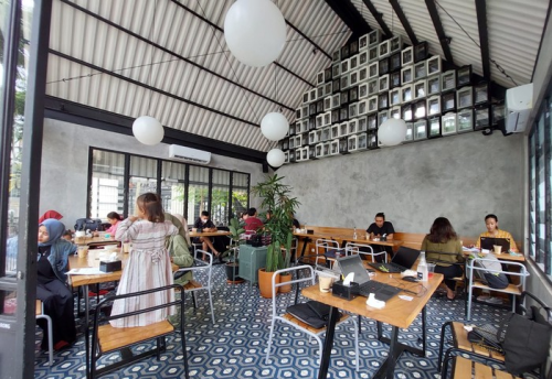 Kopi Nako Alam Sutera, Stand Alone Retail | We provide Indonesia infrastructure map on various property sectors and data. Access property listings, infrastructure developments, news, and valuable transaction data for informed decisions.