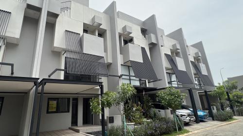Tabebuya - BSD City, residential commercial for lease sale, dijual disewakan, Sinarmas Land | We provide Indonesia infrastructure map on various property sectors and data. Access property listings, infrastructure developments, news, and valuable transaction data for informed decisions.