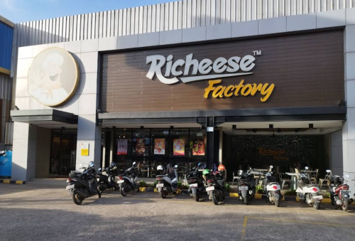 Richeese Factory Cipondoh, Stand Alone Retail | We provide Indonesia infrastructure map on various property sectors and data. Access property listings, infrastructure developments, news, and valuable transaction data for informed decisions.