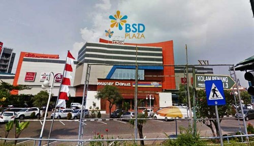 BSD Plaza merupakan pusat perbelanjaan yang terletak di Jalan Pahlawan Seribu, Serpong, Tanggerang Selatan. Pusat perbelanjaan ini dibangun oleh PT Sinarmas Lan...