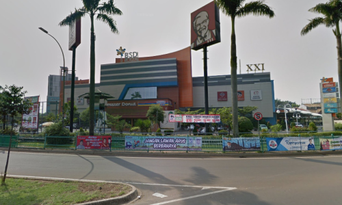 BSD Plaza merupakan pusat perbelanjaan yang terletak di Jalan Pahlawan Seribu, Serpong, Tanggerang Selatan. Pusat perbelanjaan ini dibangun oleh PT Sinarmas Lan...