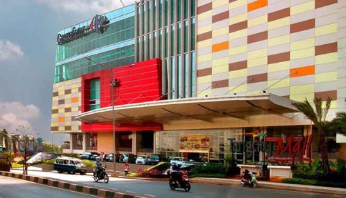 Tangcity Mall merupakan salah satu pusat perbelanjaan yang terletak di Jl. Jenderal Sudirman No. 1, Tangerang, Banten. Tangcity Mall berdiri pada tahun 2011 dib...